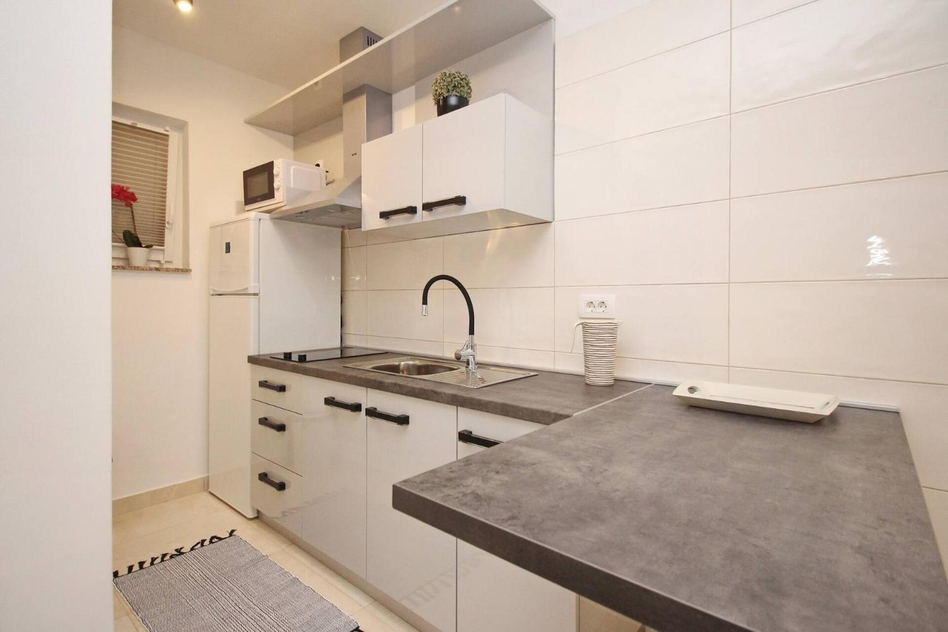 Apartments Karamarko Baška Екстериор снимка