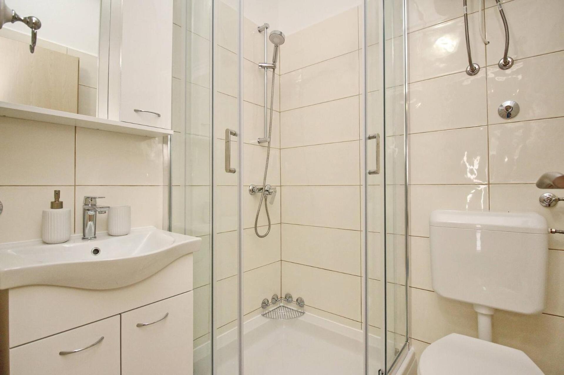 Apartments Karamarko Baška Екстериор снимка