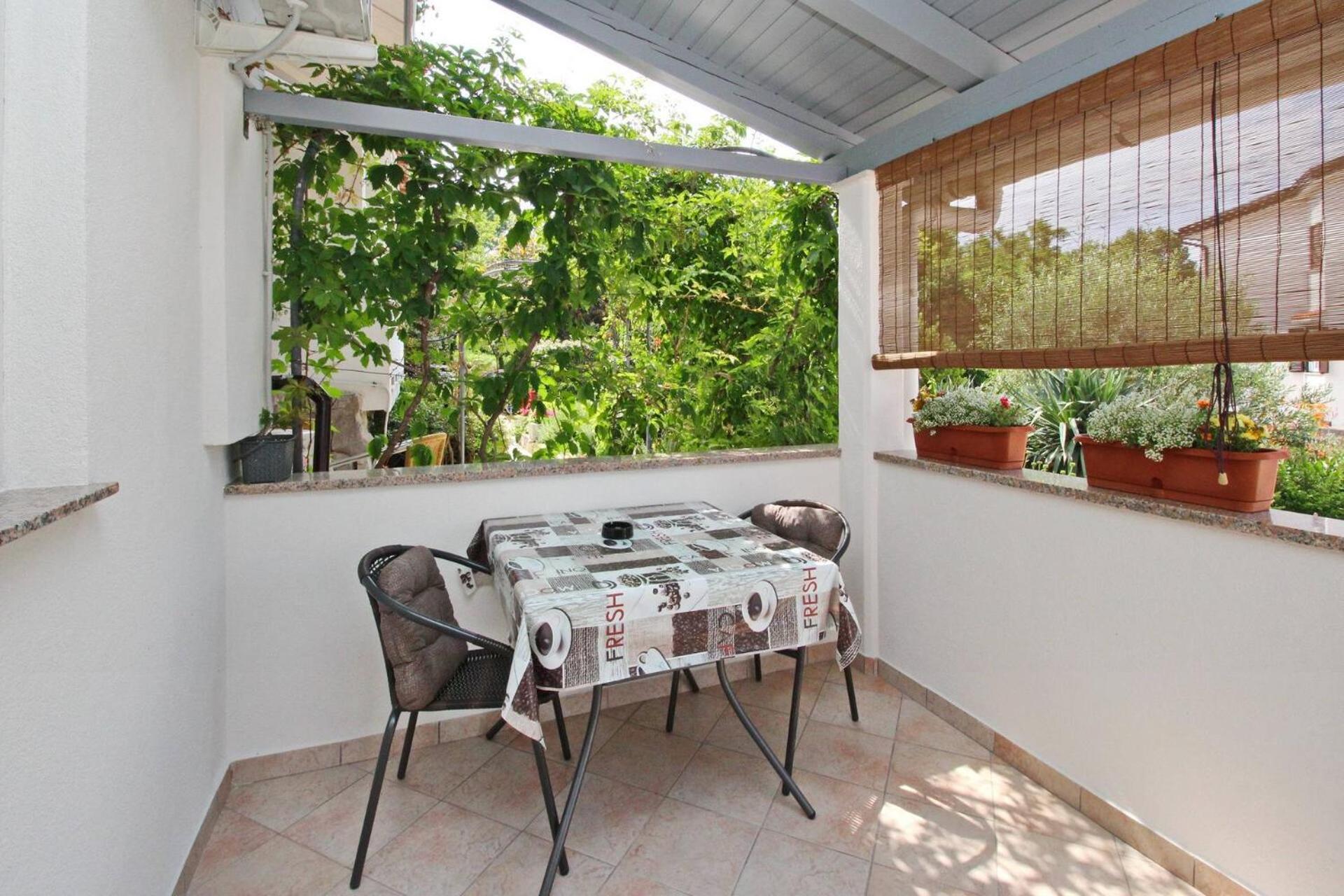 Apartments Karamarko Baška Екстериор снимка