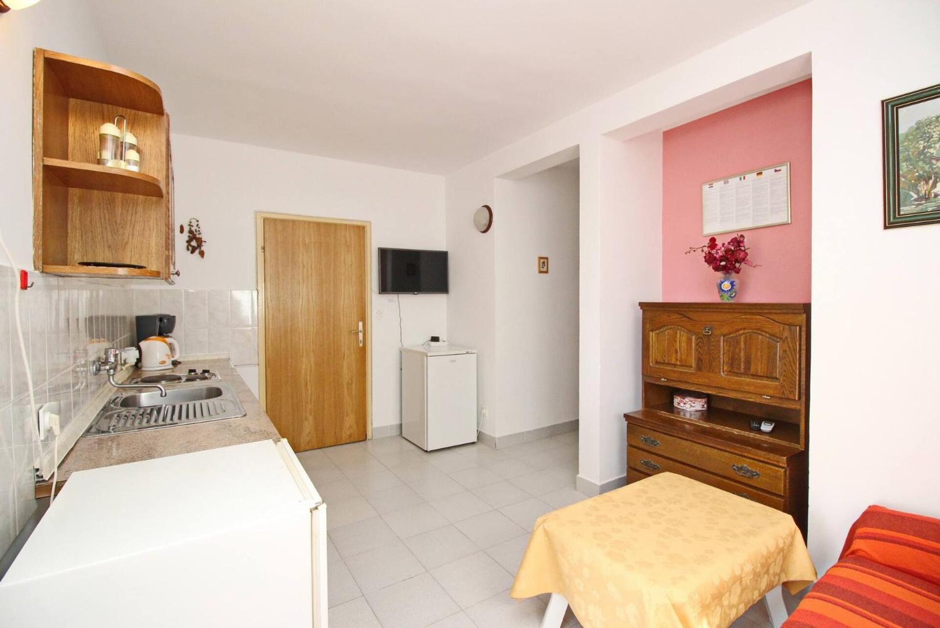 Apartments Karamarko Baška Екстериор снимка